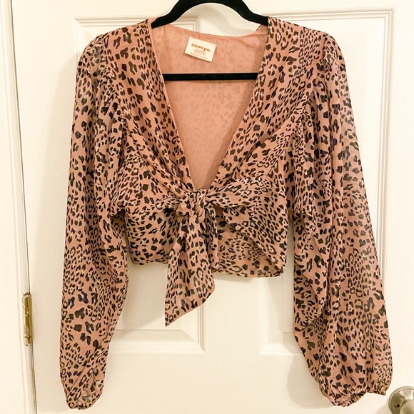 Crop tie long sleeve leopard top with bow - Picture 1 of 2